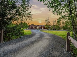 859 Andreef Rd, Qualicum Beach, BC V9K2T6