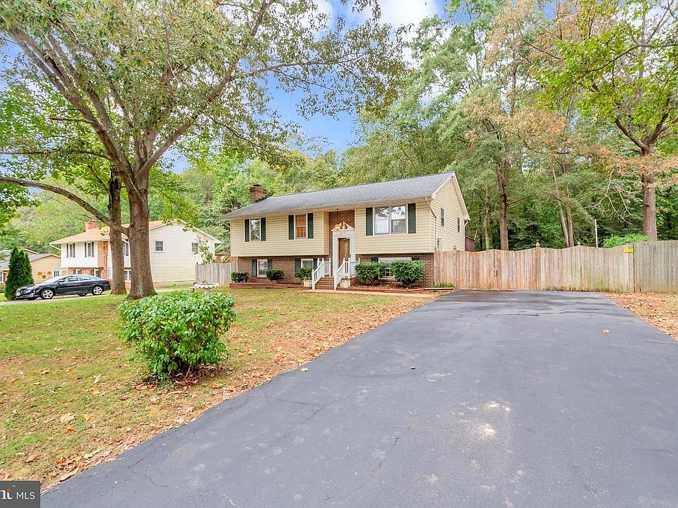 1st image of 6031 Oak Grove Dr