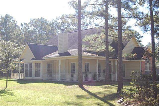 2nd image of 32702 Edgewater Dr