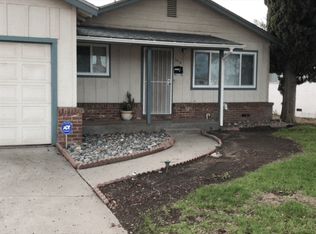 1018 Sutter St, Manteca, CA 95336