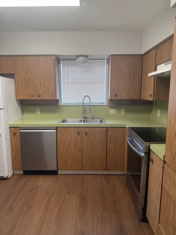 2 bed, 2.0 bath, 1528 sqft, $2,195 — Photo 4
