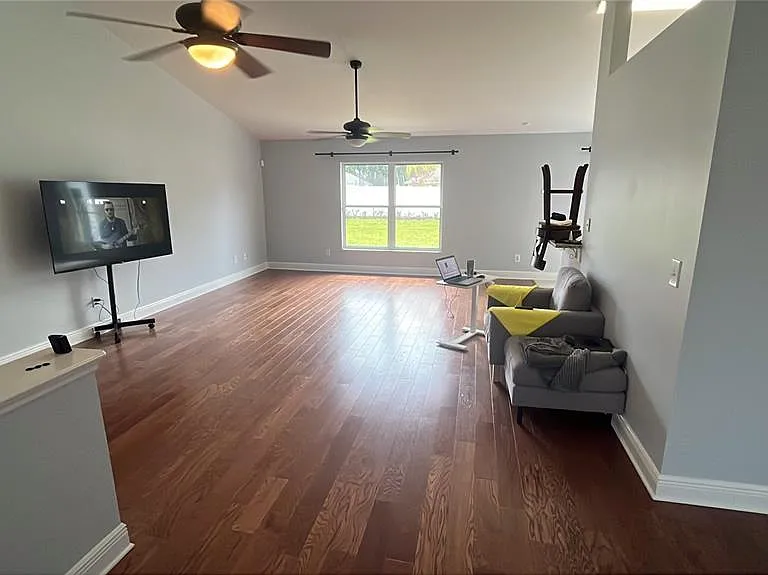 917 Marquee Dr — Photo 3
