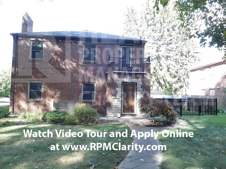 Kenwood Blvd 2458 Toledo — Photo 7