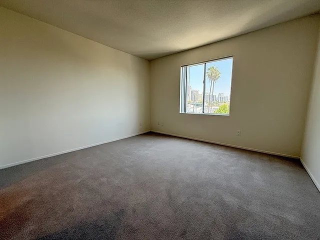 Midvale Towers — Photo 248