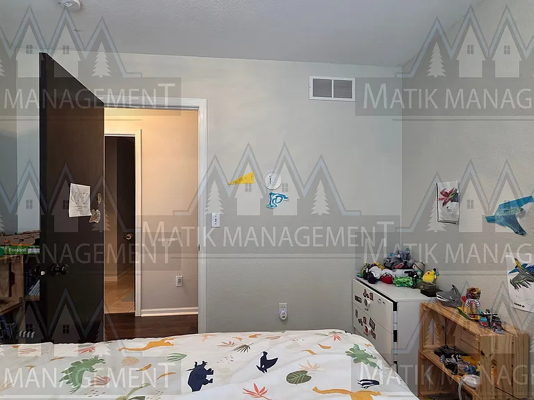 4287 Trumpeter Dr SE — Photo 16
