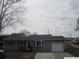 3265 Theda Dr, Dubuque, IA 52001