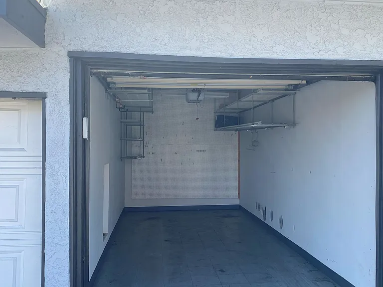 111 S Poplar Ave #45 — Photo 17