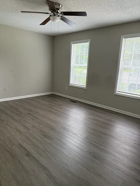 509 Giles Road - A — Photo 3