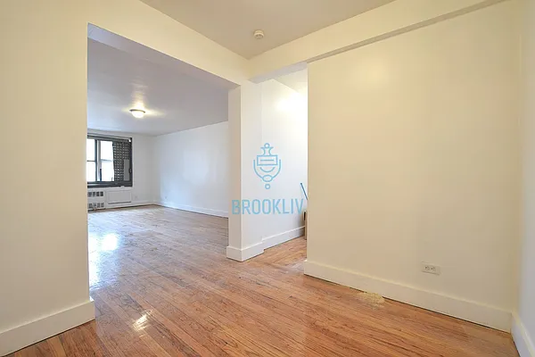 Rented by null | media 3