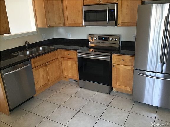 3rd image of 9902 Park Ave S