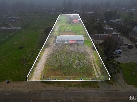 3rd image of 22808 Acari Rd