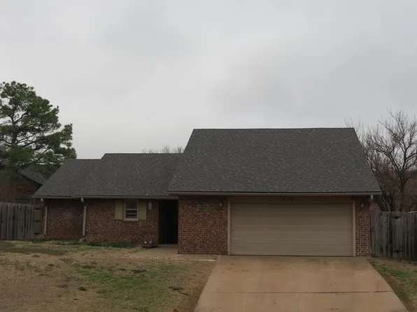 711 E Park Pl, Stillwater, OK 74075