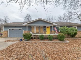 8102 Woodland Dr, Poplar Bluff, MO 63901