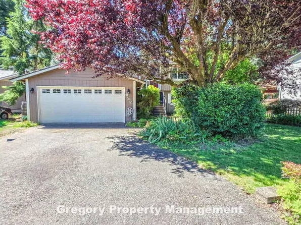 622 204th St SE, Bothell, WA 98012