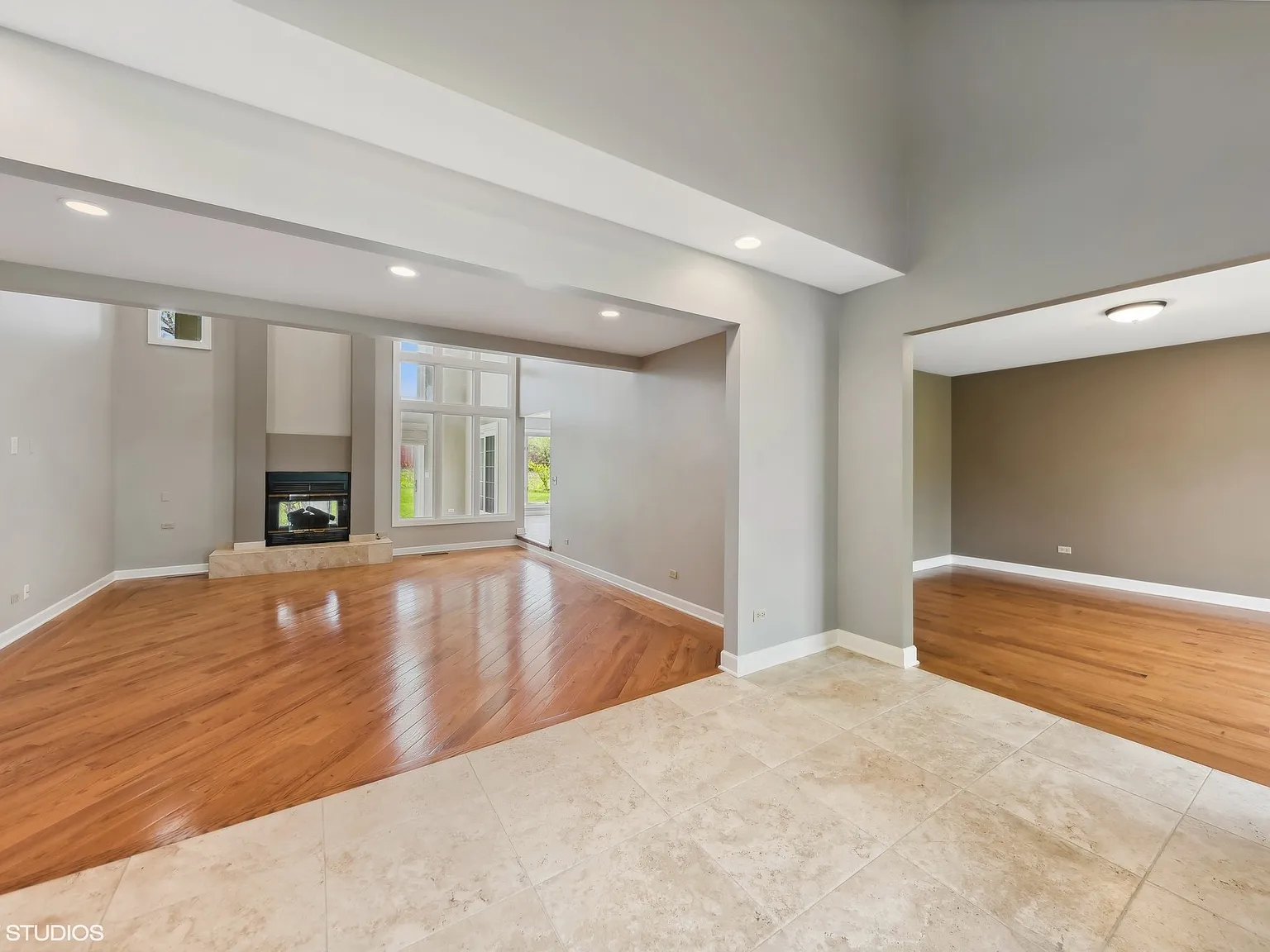 3 bed, 2.5 bath, 3233 sqft, $6,000 — Photo 3