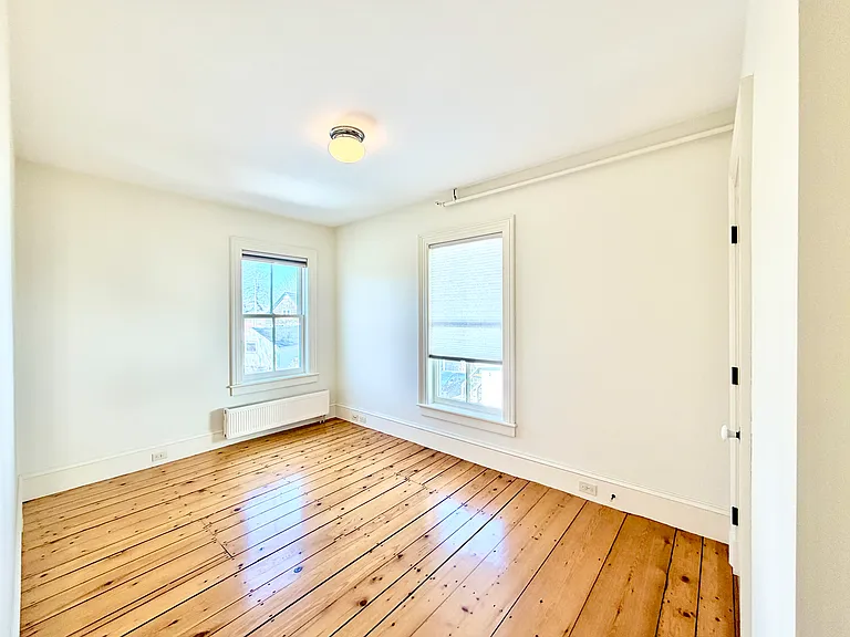 200 Main St #202 — Photo 21