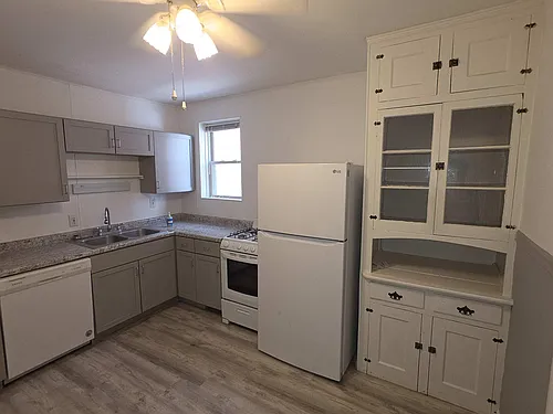 Floor plan 1B: 1404 Woodland Drive - 1N