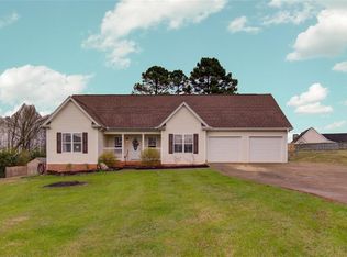 943 Justin Dr, Winder, GA 30680