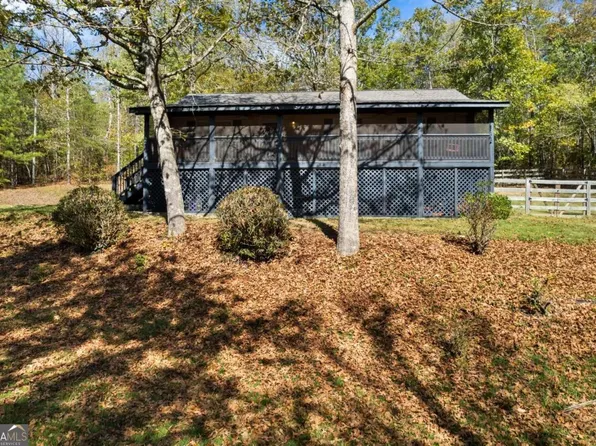 401 Rockhouse Rd, Waleska, GA 30183