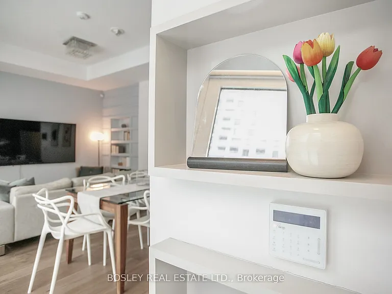 80 Vanauley St #Townhouse 112 — Photo 11