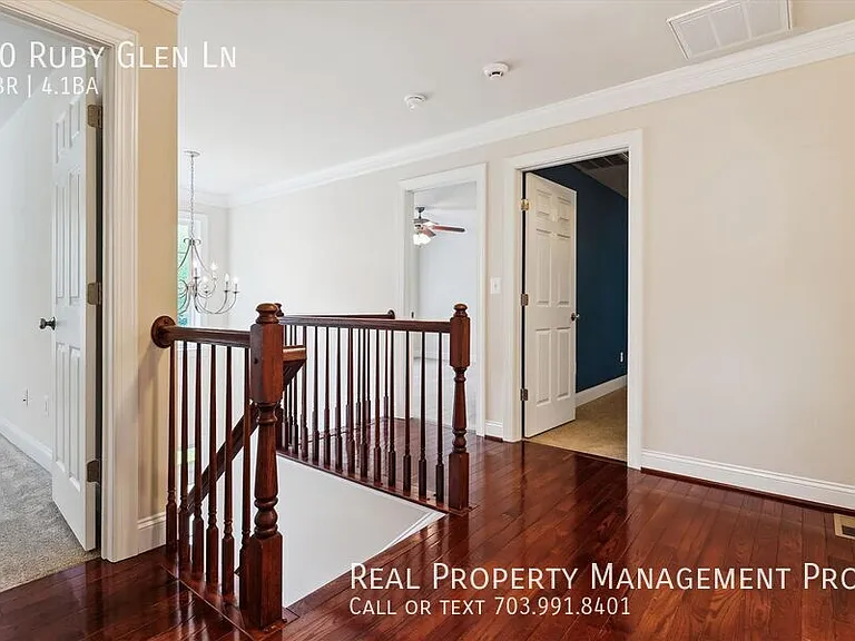 70 Ruby Glen Ln — Photo 31