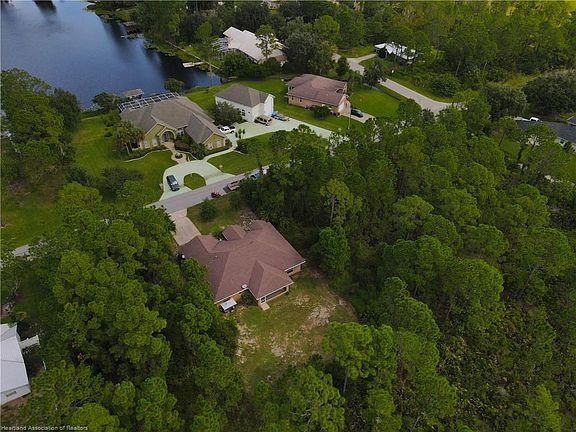 5th image of 1701 Marigold Ave