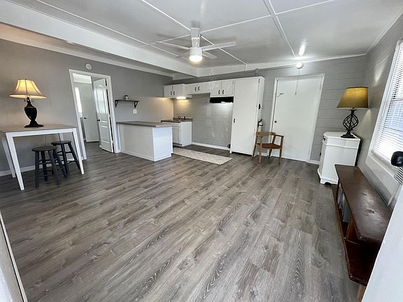 2nd image of 113 Robert St