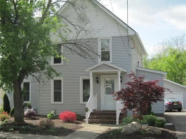 31 Davis Ave, Hammondsport, NY 14840