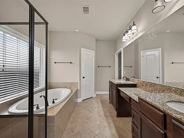 27119 Naples Run Ln — Photo 38