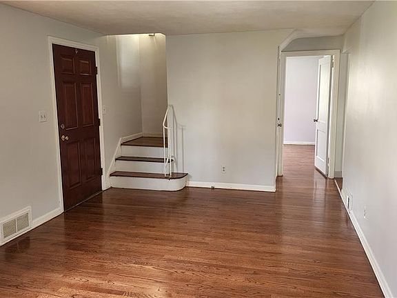 3rd image of 25 Madsen Rd