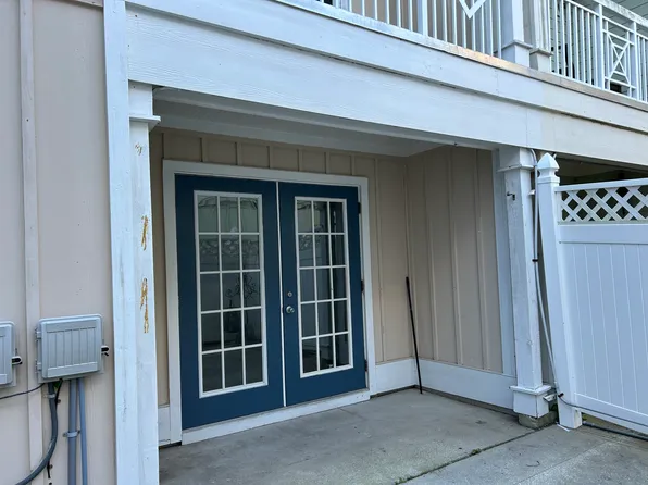 82 Cassandra Ln APT B, Bluffton, SC 29910