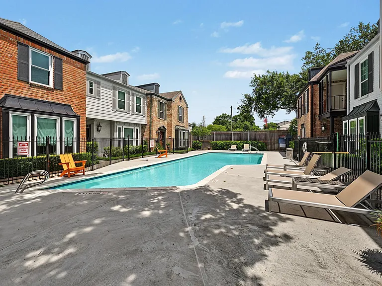 3721 Wakeforest St — Photo 24