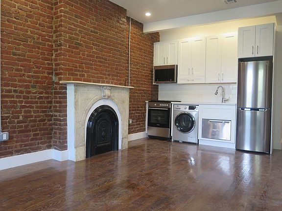 2nd image of 328 Clifton Pl APT 3