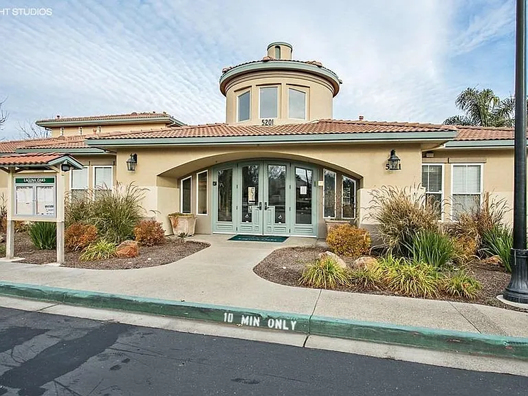 5201 Laguna Oaks Dr #119 — Photo 11