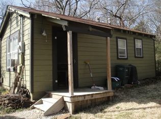 1710 E 5th St, Fayetteville, AR 72701