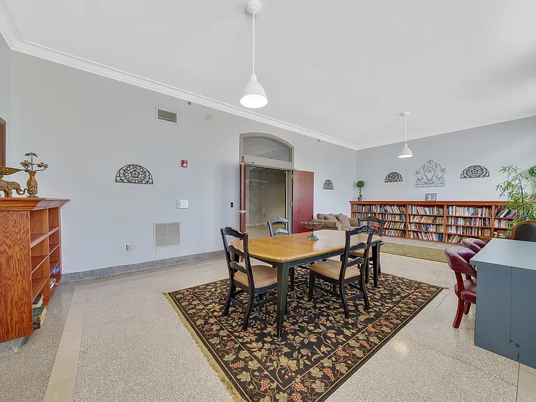 2625 W Paseo Blvd — Photo 8