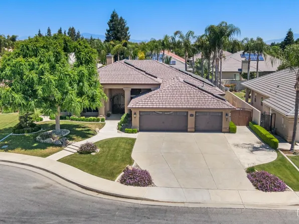 6304 Blue Tee Ct, Bakersfield, CA 93312