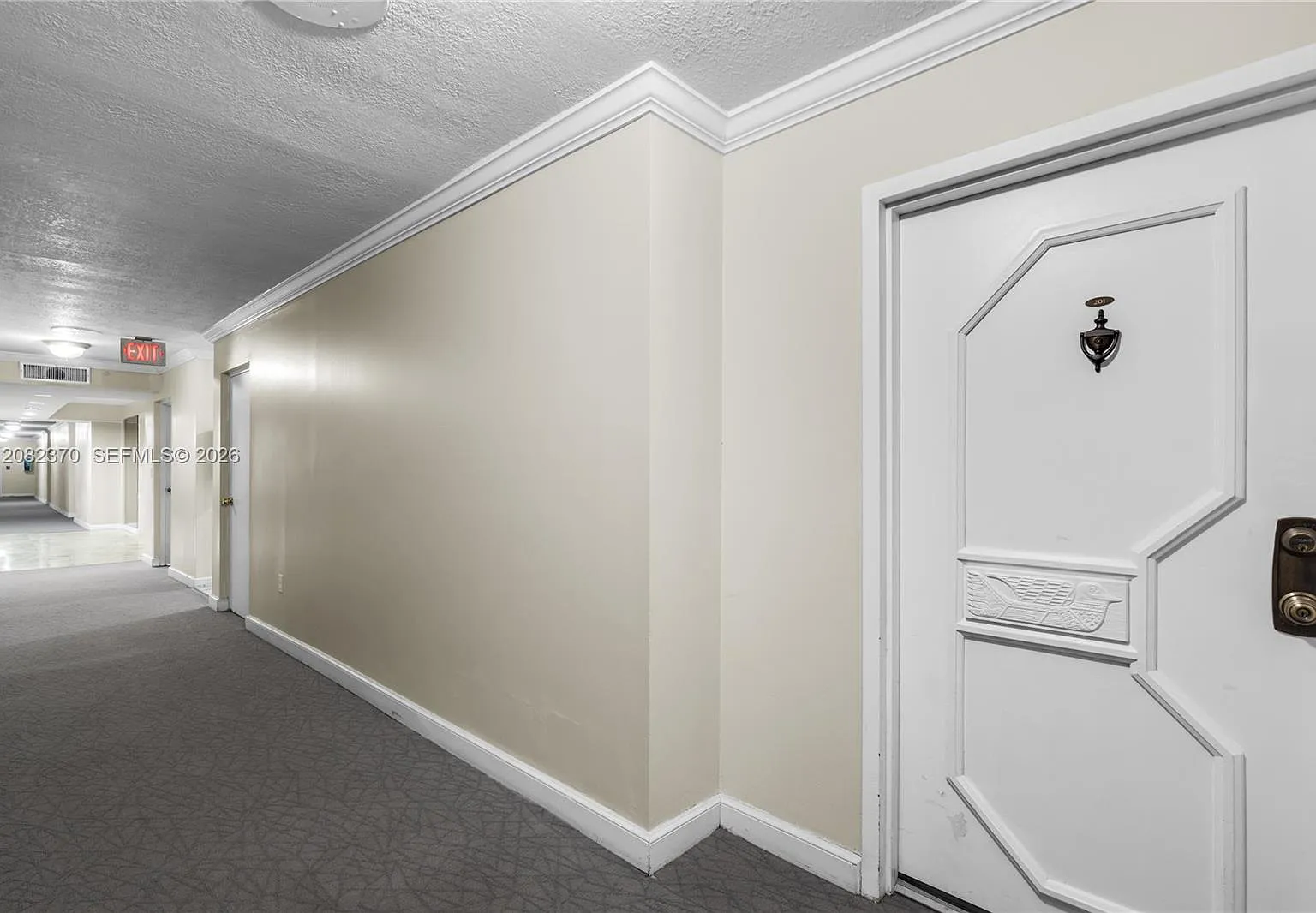Brickell Park Condo — Photo 2