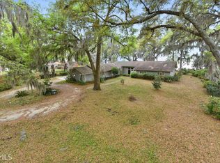 1151 Mush Bluff Rd, Saint Marys, GA 31558