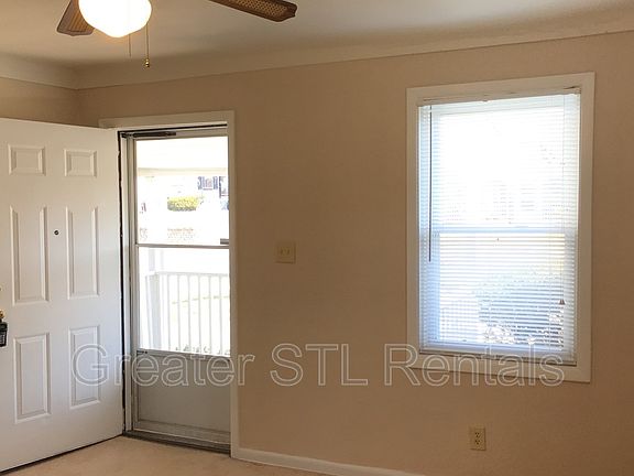 3rd image of 215 Ames Pl
