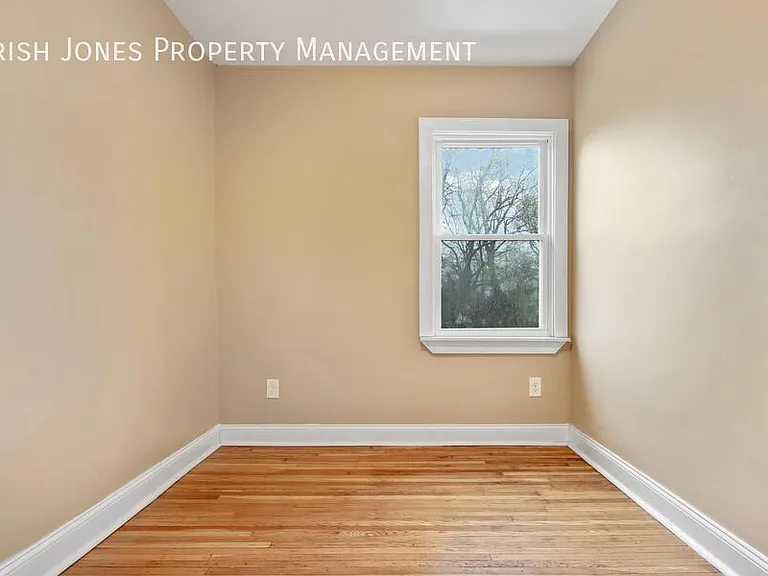 627 Kenmore Ave #UPPER — Photo 15