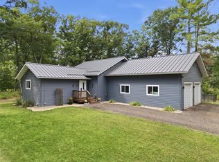 6040 Sandstone Road, Eau Claire, WI 54701