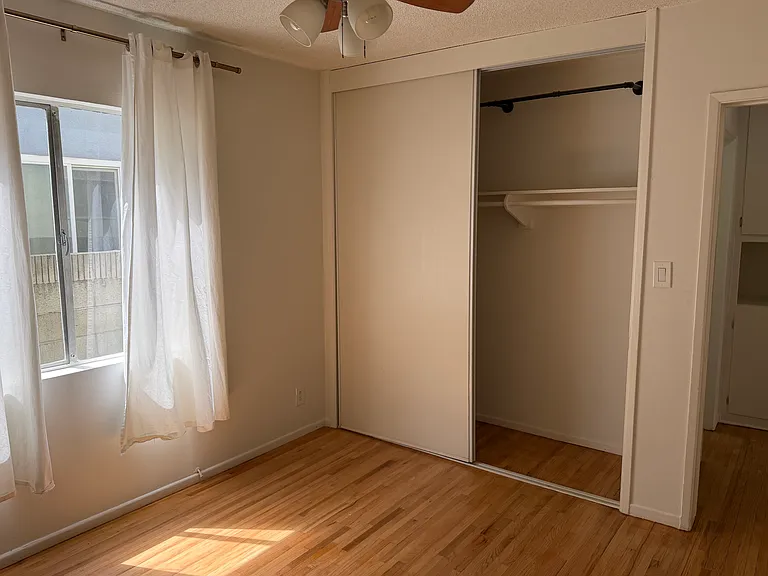 1543 Euclid St #B — Photo 10