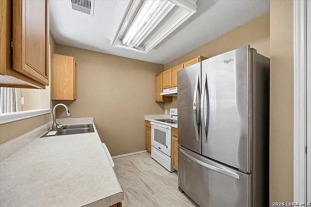 116 Lone Star Way — Photo 4