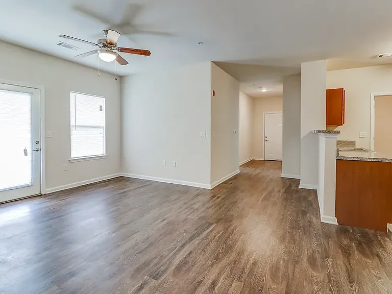 Chaney Ridge Apartments — Photo 30