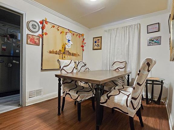 5th image of 708 S Woodington Rd