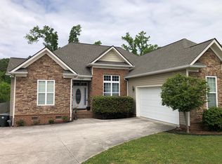 1737 Holly Oak Ln, Chattanooga, TN 37421