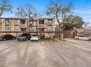 9801 Royal Ln APT 703, Dallas, TX 75231