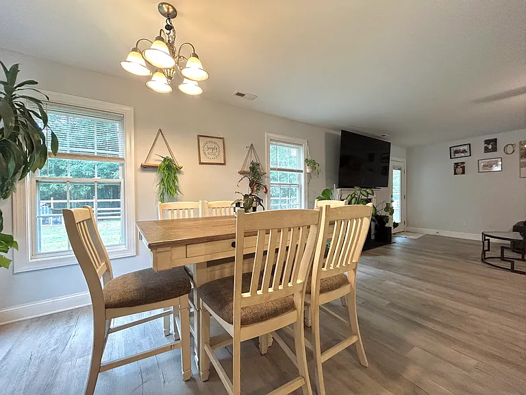 106 Camellia Creek Dr — Photo 10
