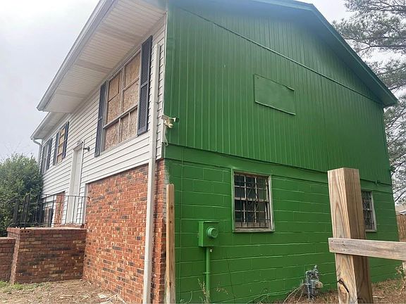 2nd image of 3295 Lancing Ln
